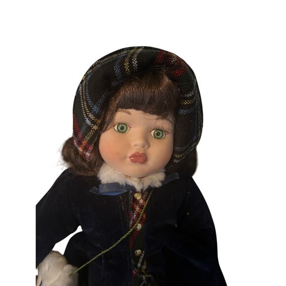 Vintage 16" K C Porcelain Doll Black Cape Bag Hat Stand Craft - Picture 2 of 4